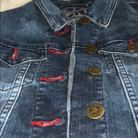 2 vests - Picture 4 of 7